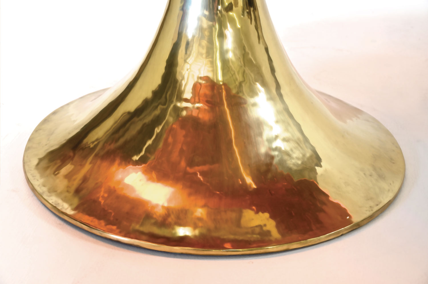 Tulip Table | Ice Resin & Brass 4